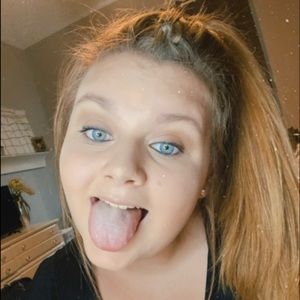 Meet your Posher, Brielle